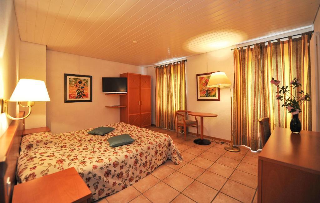 Hotel Ristorante Grotto Serta Lamone Dış mekan fotoğraf