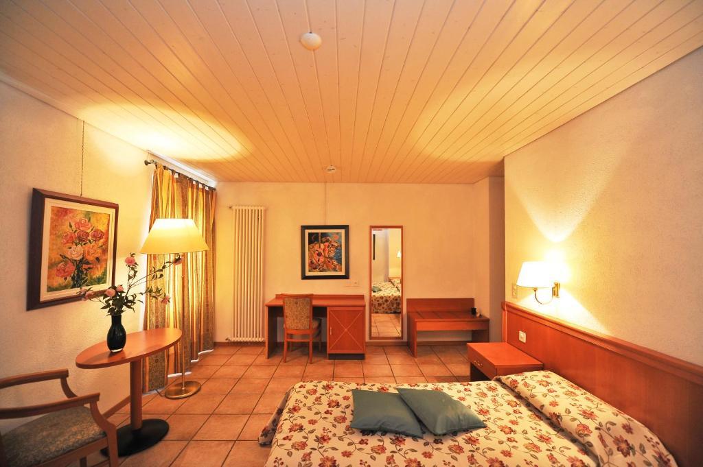 Hotel Ristorante Grotto Serta Lamone Dış mekan fotoğraf